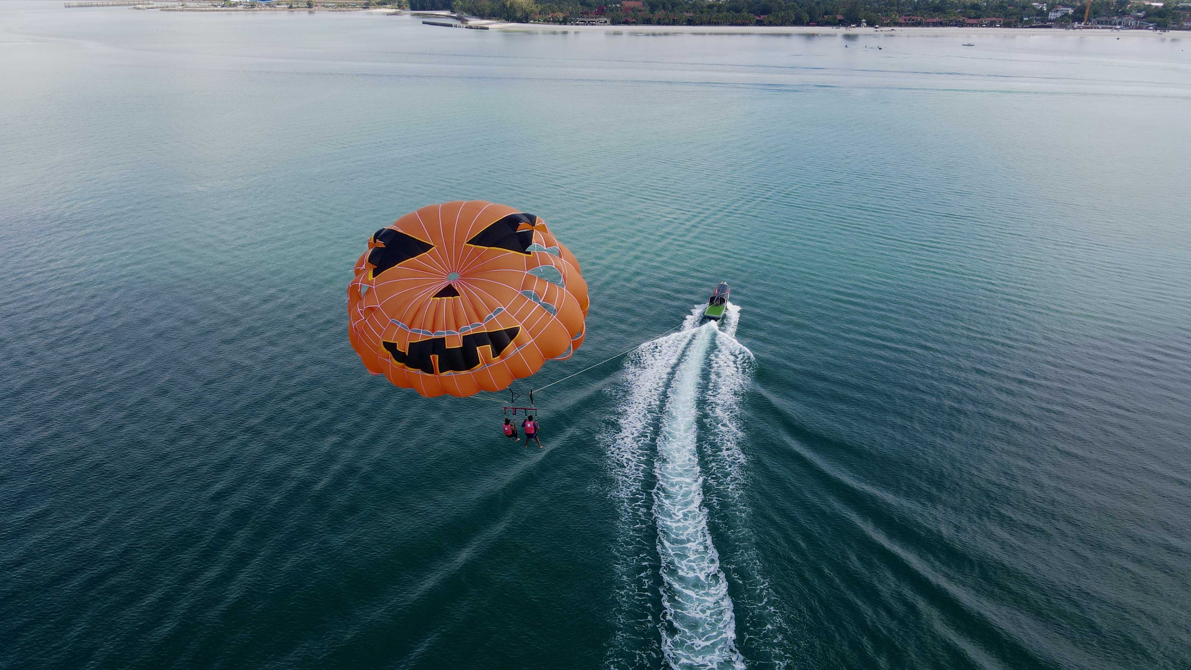 Parasailing activity at Langkawi Jetski and Watersports Tour